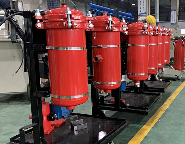   �߾���LYC-B���ͻ�